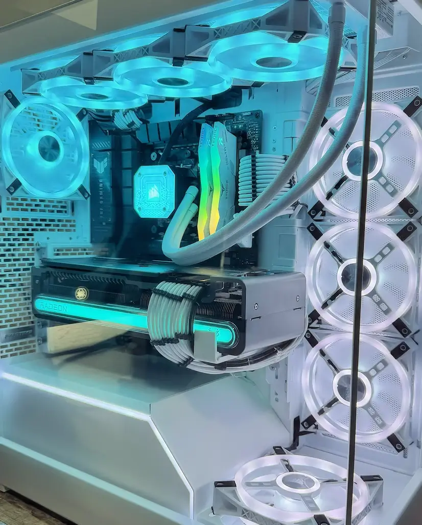 Montaje Gaming PC Phanteks Ríos Rosas